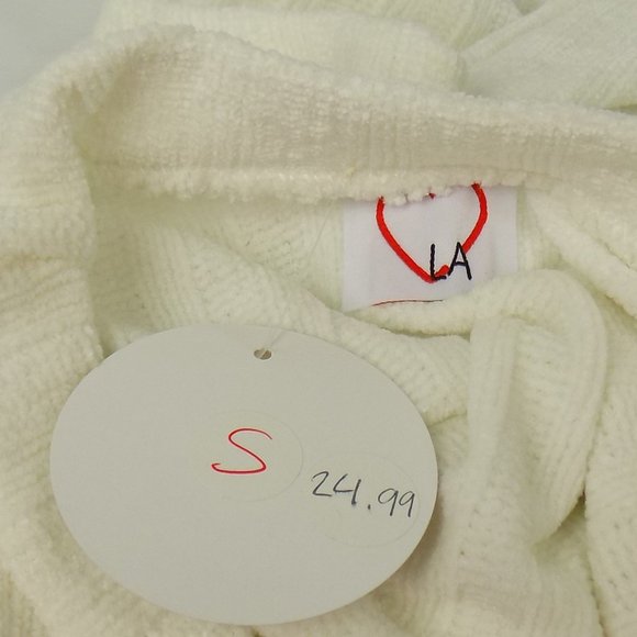 LoveLA Eva White Long Sleeve Sweater NWT Multiple Sizes - Picture 6 of 9
